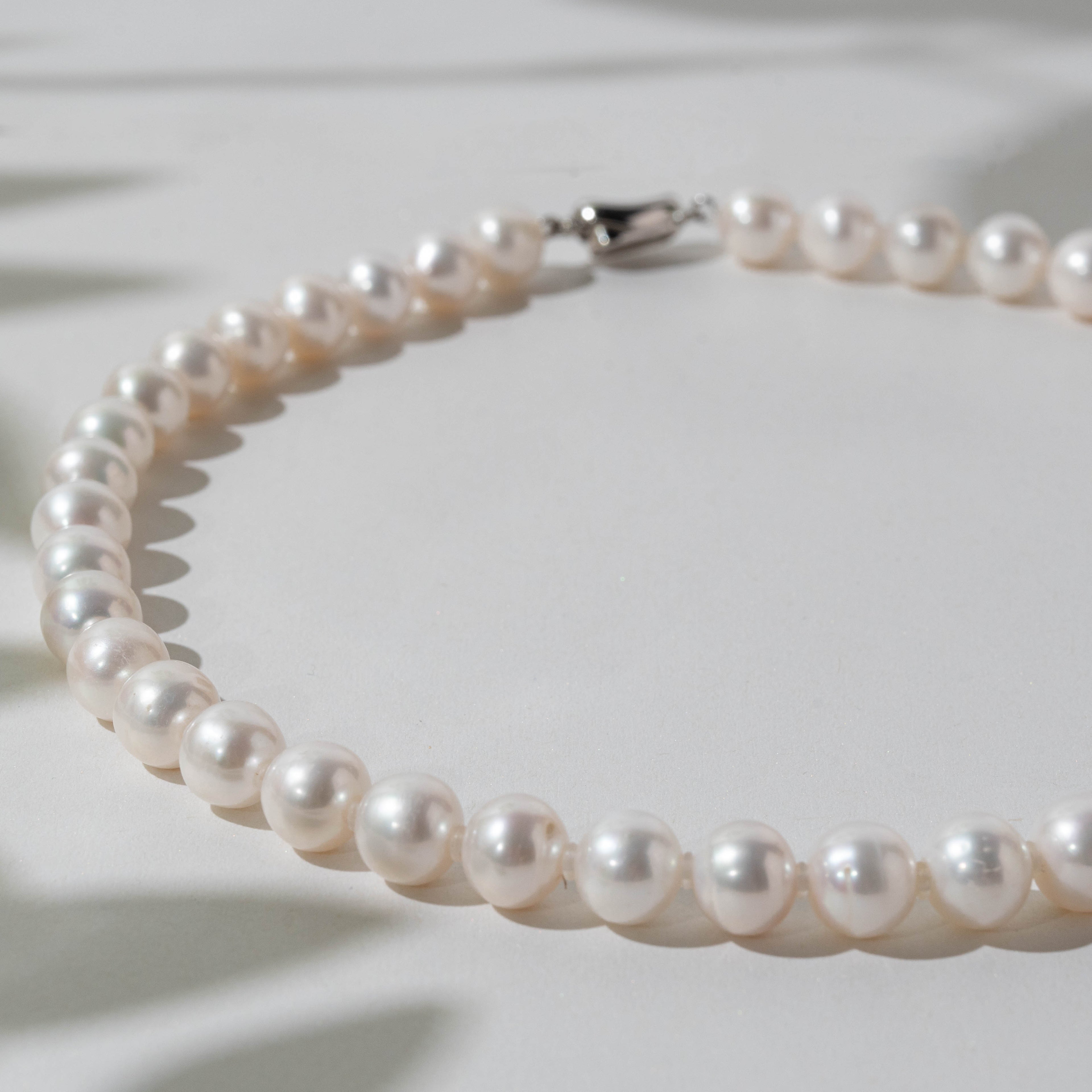 9-10mm Natural freshwater pearl necklace white near round good luster pearl strands